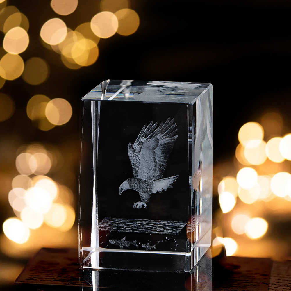 3D Laser-engraved Crystal Eagl - Paper Weight Crystal avaliação e preço